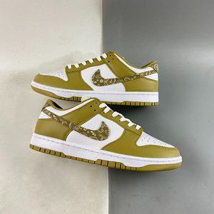 Nike Dunk Low Essential Paisley Pack Barley Sneakers